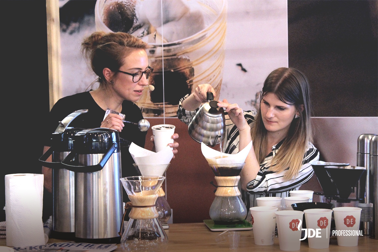 GELEERD OP DE HORECA EXPO: KOFFIE PROEVEN ALS EEN BARISTA